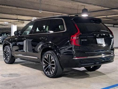 2025 Volvo XC90 Plug-In Hybrid T8 Plus 7-Seater