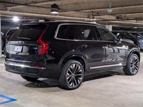 2025 Volvo XC90 Plug-In Hybrid T8 Plus 7-Seater