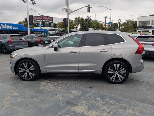 Silver 2023 Volvo XC60 B5 Plus Bright Theme
