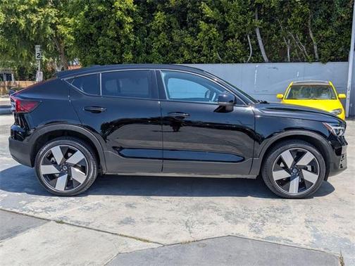 2022 Volvo C40 Recharge Pure Electric P8 Ultimate