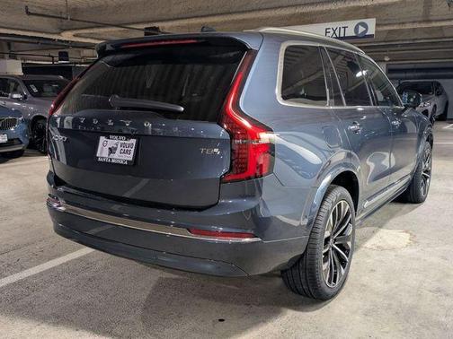 Denim Blue Metallic 2026 Volvo XC90 Plug-In Hybrid T8 Plus 7-Seater