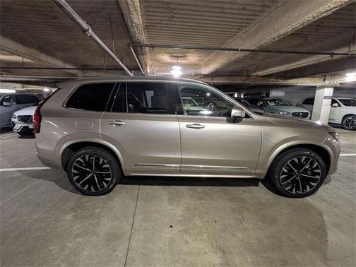 2026 Volvo XC90 Plug-In Hybrid T8 Plus 7-Seater
