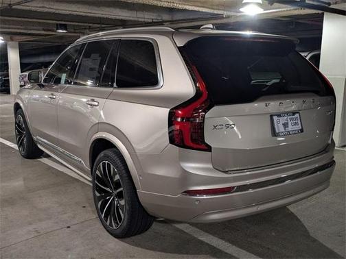 2026 Volvo XC90 Plug-In Hybrid T8 Plus 7-Seater