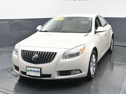 2013 Buick Regal Premium 1