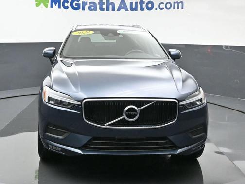 2021 Volvo XC60 T5 Momentum