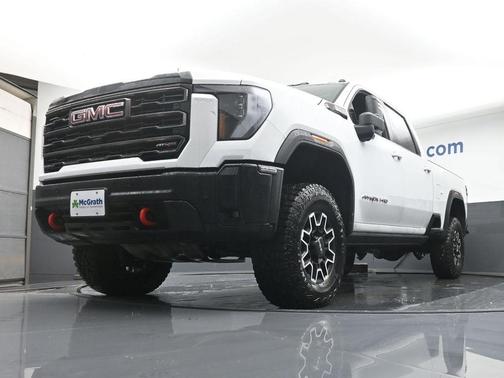 2026 GMC Sierra 2500 AT4X