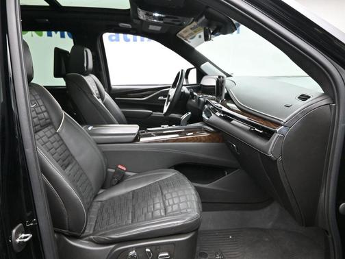 2022 Cadillac Escalade Sport Platinum