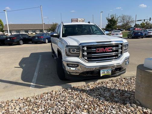 2017 GMC Sierra 1500 SLT