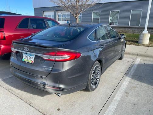 2018 Ford Fusion Hybrid Titanium