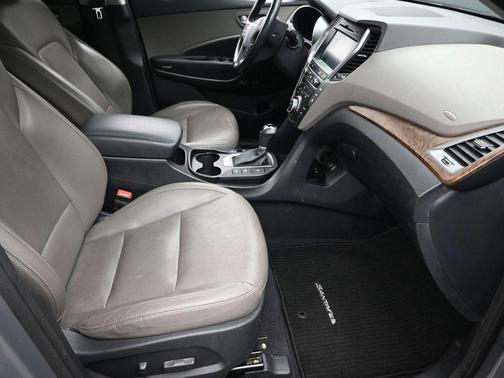 2017 Hyundai SANTA FE Limited Ultimate