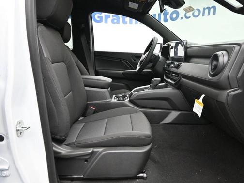 2025 Chevrolet Colorado WT