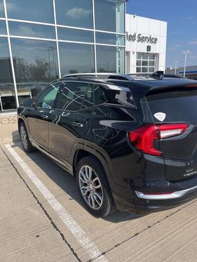 2022 GMC Terrain Denali