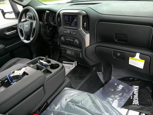 2025 Chevrolet Silverado 2500 WT