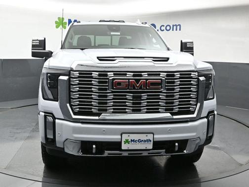2026 GMC Sierra 2500 Denali