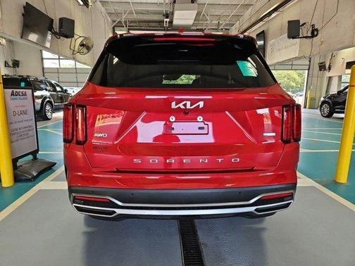 2022 Kia Sorento Plug-In Hybrid SX