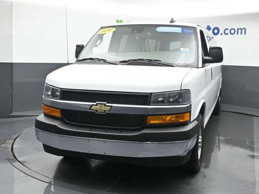 2024 Chevrolet Express 3500 LT