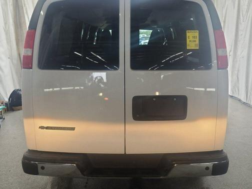 2024 Chevrolet Express 3500 LT