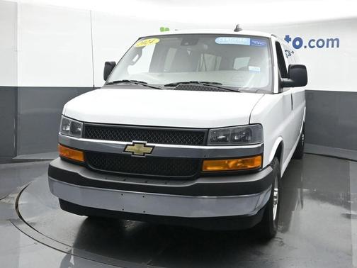 2024 Chevrolet Express 3500 LT
