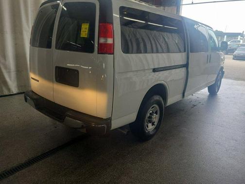 2024 Chevrolet Express 3500 LT