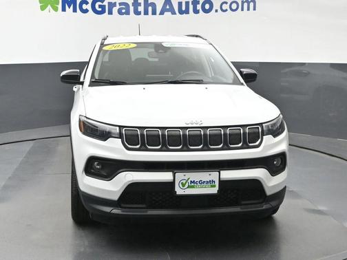 Bright White Clearcoat 2022 Jeep Compass Latitude Lux