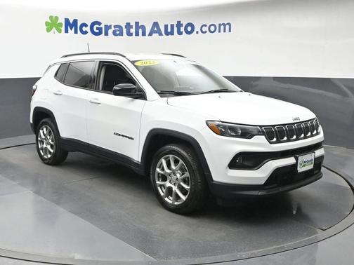 Bright White Clearcoat 2022 Jeep Compass Latitude Lux