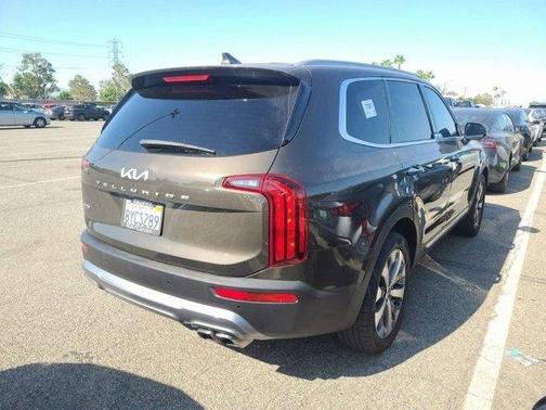 2022 Kia Telluride S