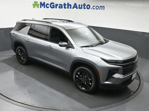 Sterling Gray Metallic 2026 Chevrolet Traverse LT