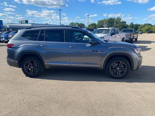 2021 Volkswagen Atlas 3.6 V6 SE w/ Technology R-Line