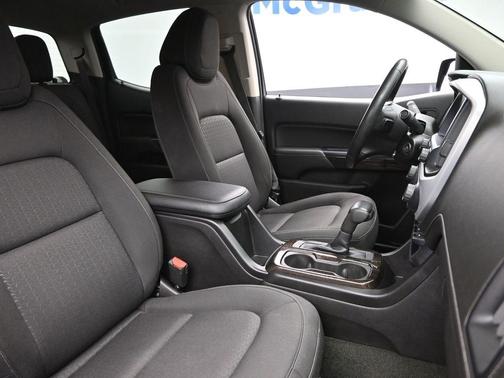 2017 GMC Canyon SLE