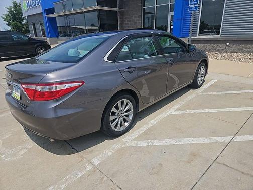 2017 Toyota Camry XLE