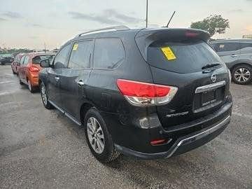 2016 Nissan Pathfinder SV