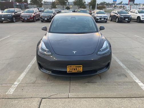 2023 Tesla Model 3 Base