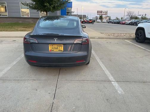 2023 Tesla Model 3 Base