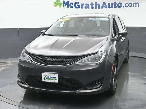 2018 Chrysler Pacifica Touring Plus