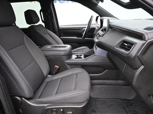 2022 GMC Yukon SLE