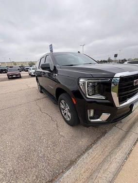 2022 GMC Yukon SLE