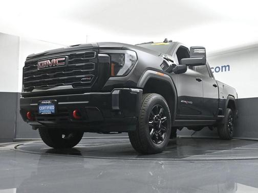 2024 GMC Sierra 2500 AT4