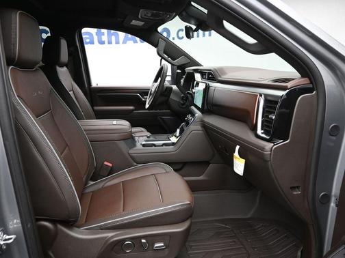 2025 GMC Sierra 2500 Denali