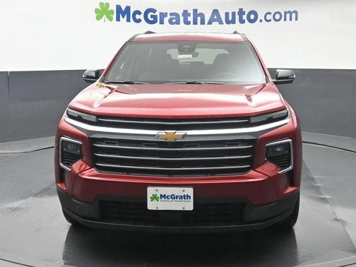 Radiant Red 2026 Chevrolet Traverse LT
