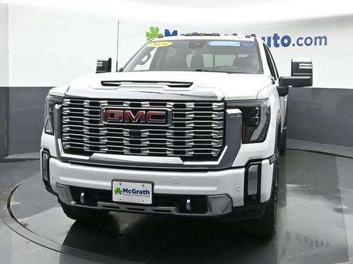 2024 GMC Sierra 2500 Denali