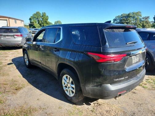 2023 Chevrolet Traverse LS