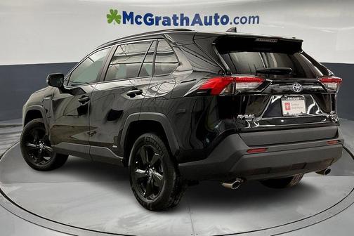 2021 Toyota RAV4 Hybrid XLE Premium