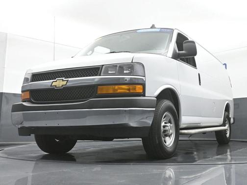 2022 Chevrolet Express 2500 Work Van