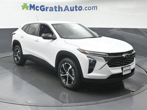 Summit White 2026 Chevrolet Trax 1RS