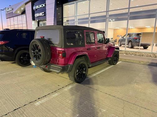 2022 Jeep Wrangler Unlimited 4xe Sahara