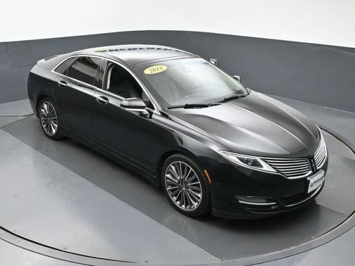 2016 Lincoln MKZ Base