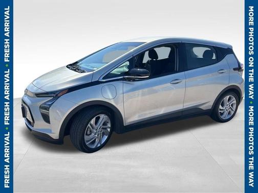 Silver Flare Metallic 2023 Chevrolet Bolt EV 1LT