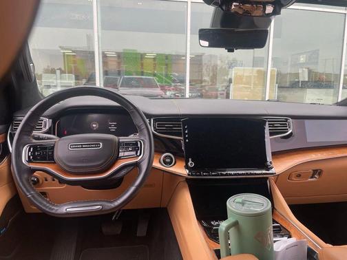 2023 Jeep Grand Wagoneer Series III