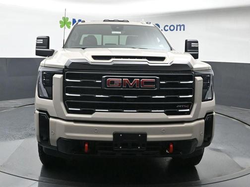 2026 GMC Sierra 2500 AT4