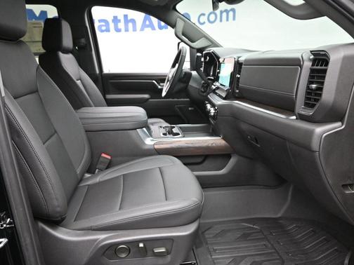 2025 GMC Sierra 2500 SLT